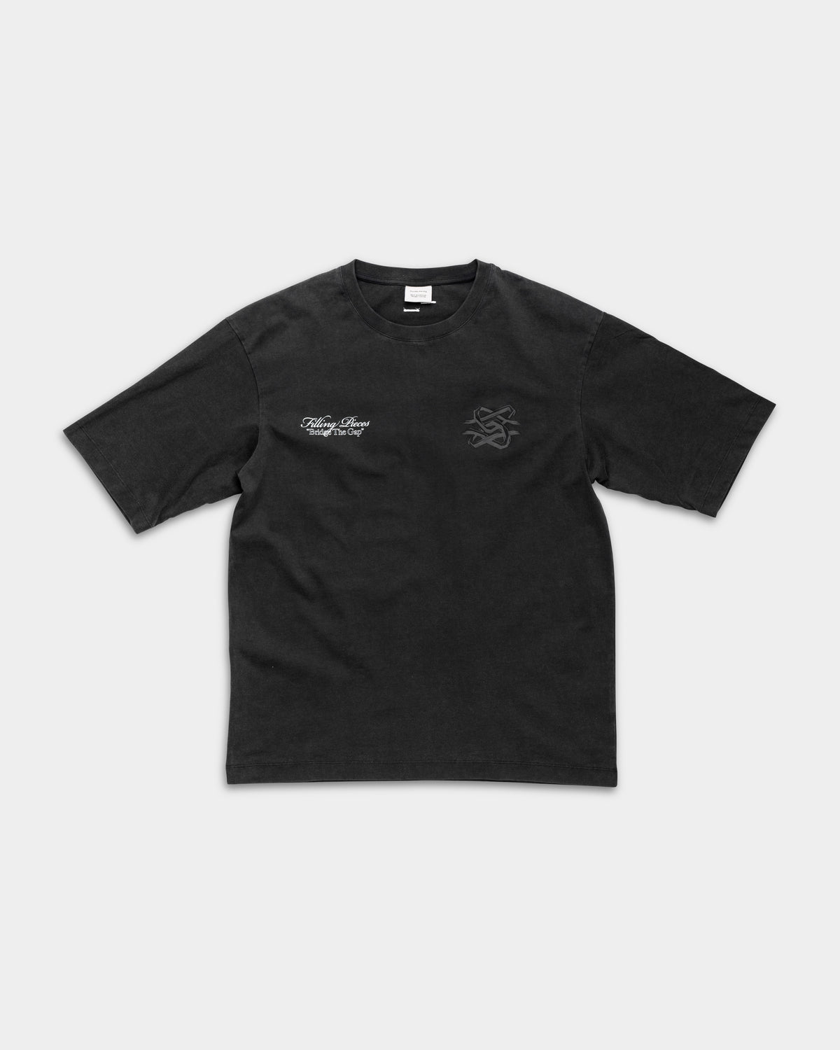 Filling Pieces Mens T Shirt Boxy Bridge The Gap Vintage Black | 422620501387-136