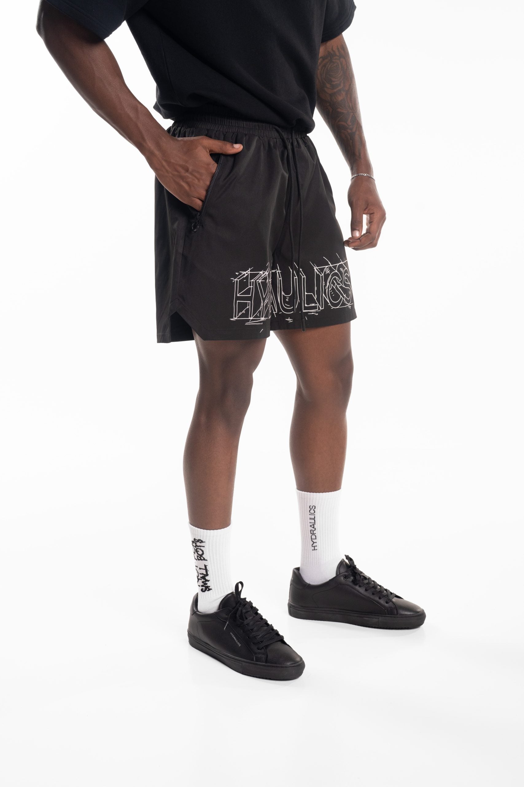 Hydraulics Perspective Sketch Shorts Black |