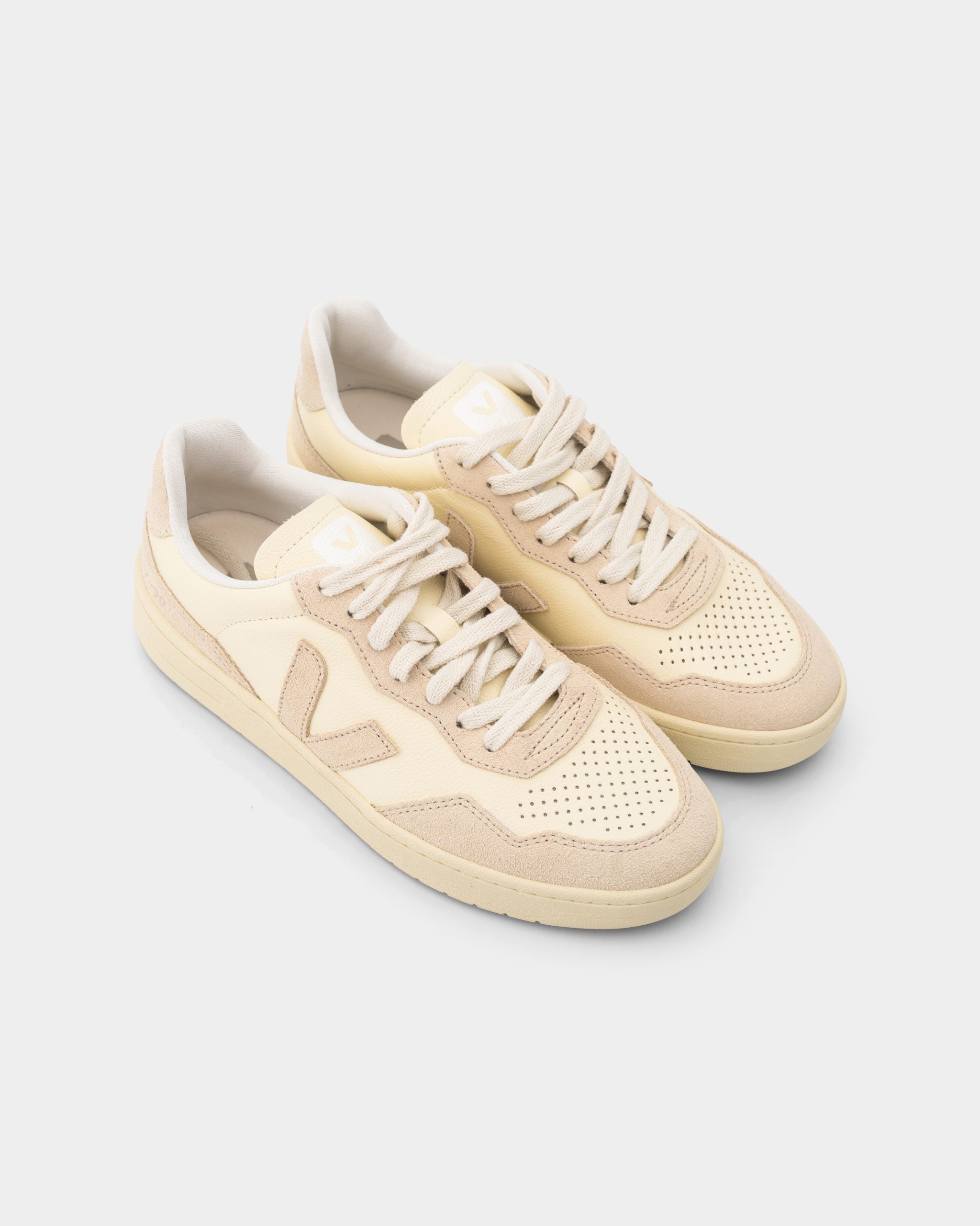 Veja Ladies V-90 O.T Leather Sneaker VD2003892A Cashew Oat