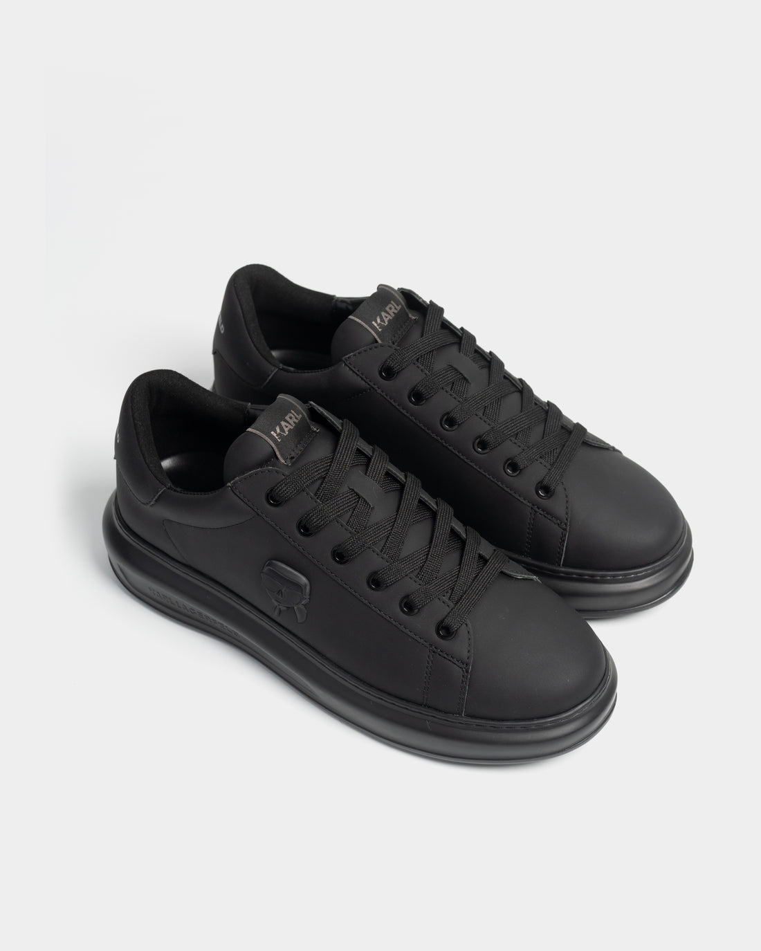 (Core) Karl Lagerfeld Men's Kapri NFT Relief Coated Lo Lace Black Lthr/Mono | KL95570R-00X