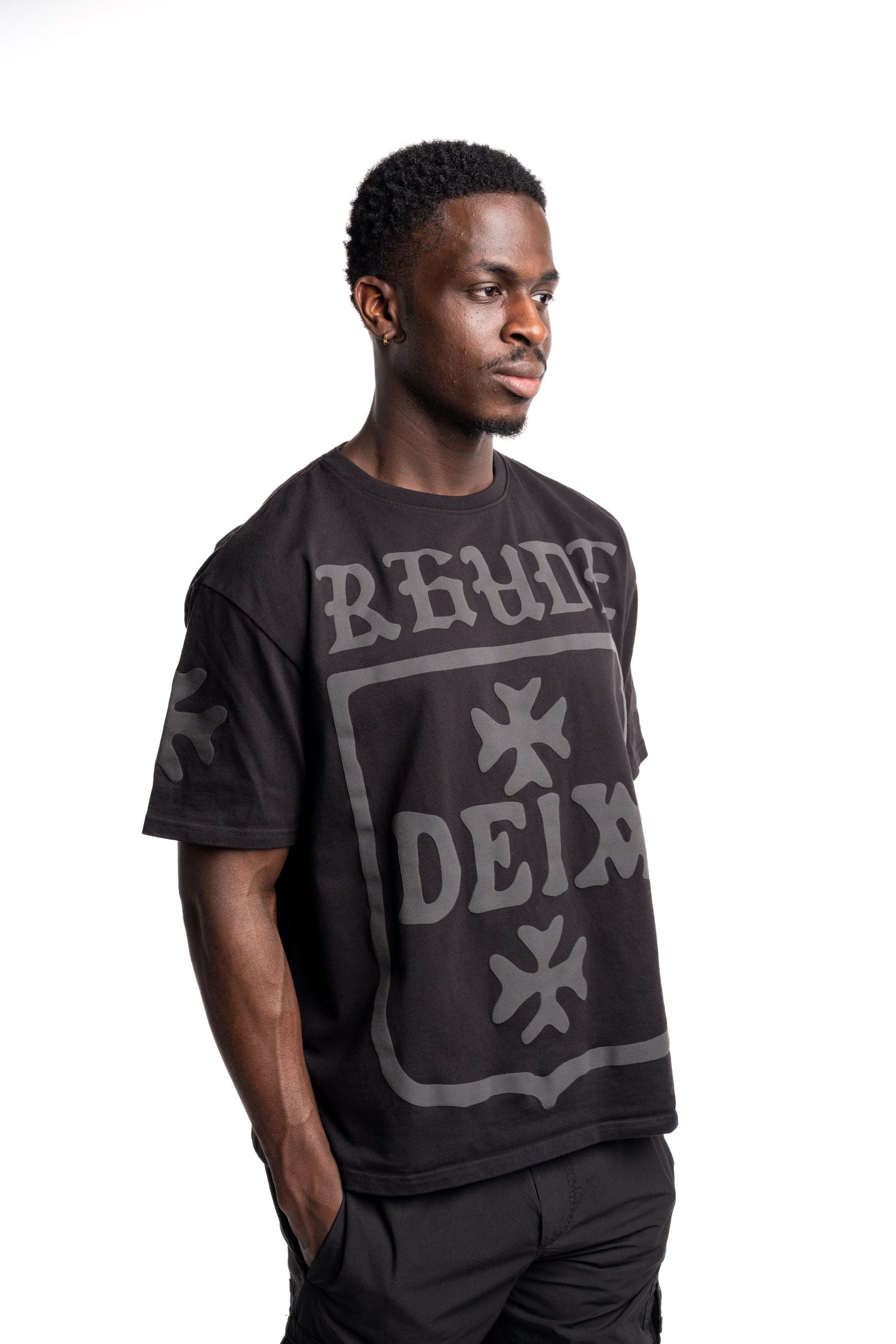 Rhude Men's Deix Shield Oversized Tee Black | Hydraulics Stores