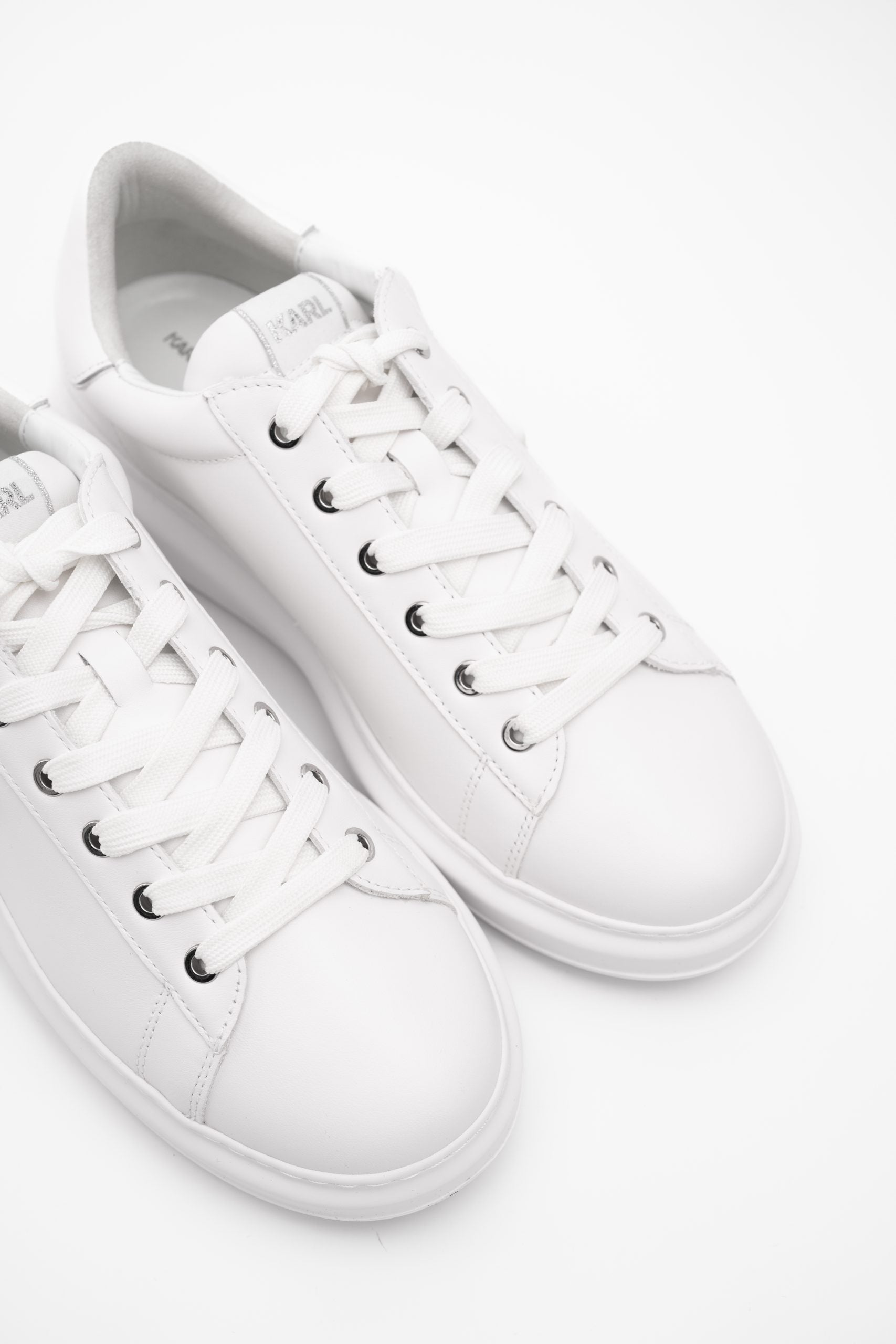 Karl Lagerfeld Men's Kapri NFT Relief Lo Lace White Lthr/Mono | KL52570N-01W