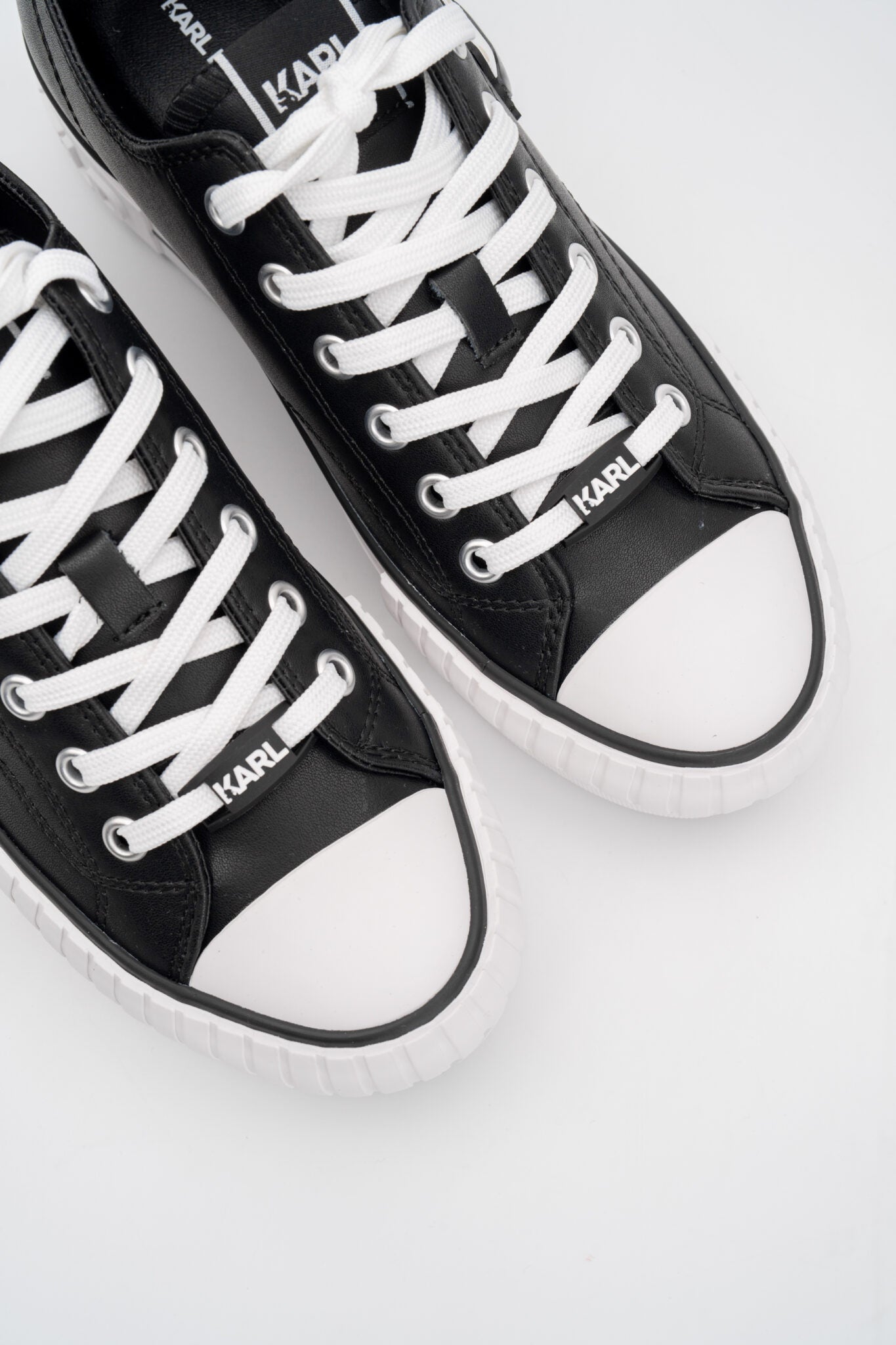 Karl Lagerfeld Ladies Kampus Max NFT Twin Patch Lo Black Lthr KL60425T 000