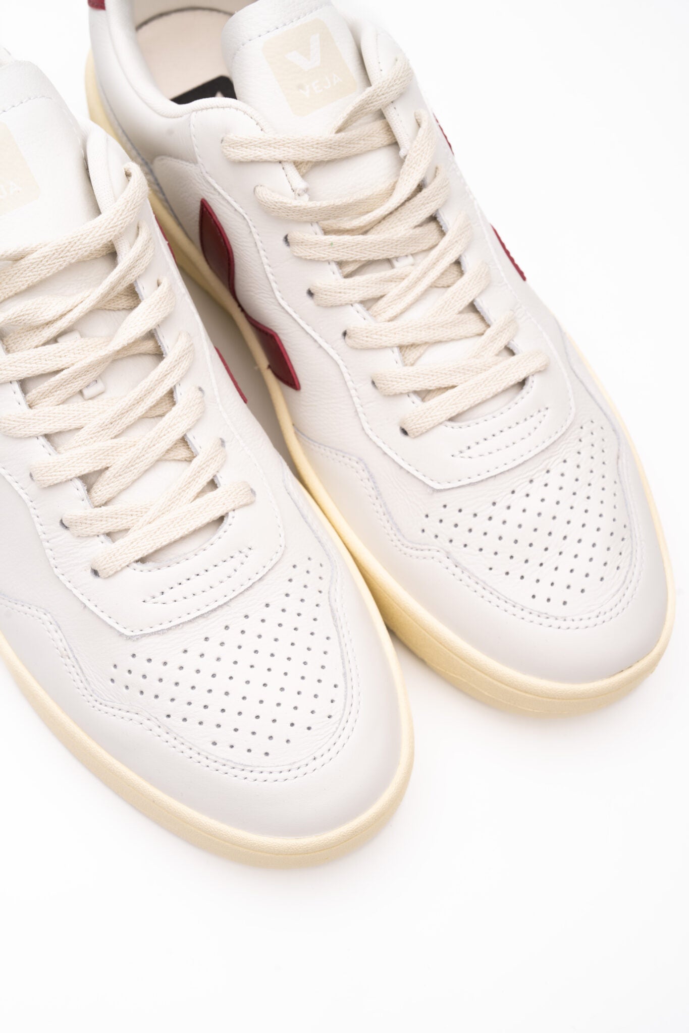 Veja Ladies V-90 OT Leather Sneaker VD2003657A Extra White Marsala