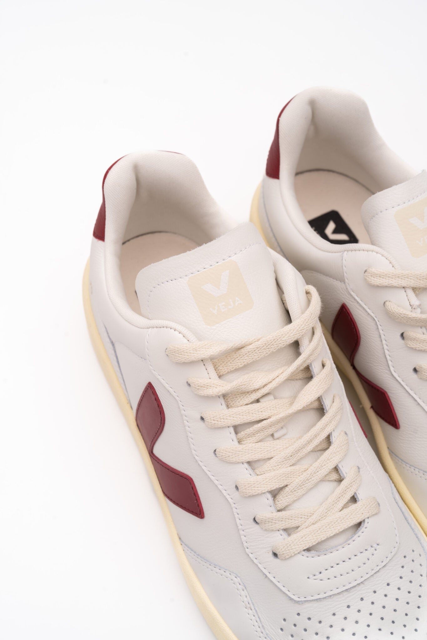 Veja Ladies V-90 OT Leather Sneaker VD2003657A Extra White Marsala
