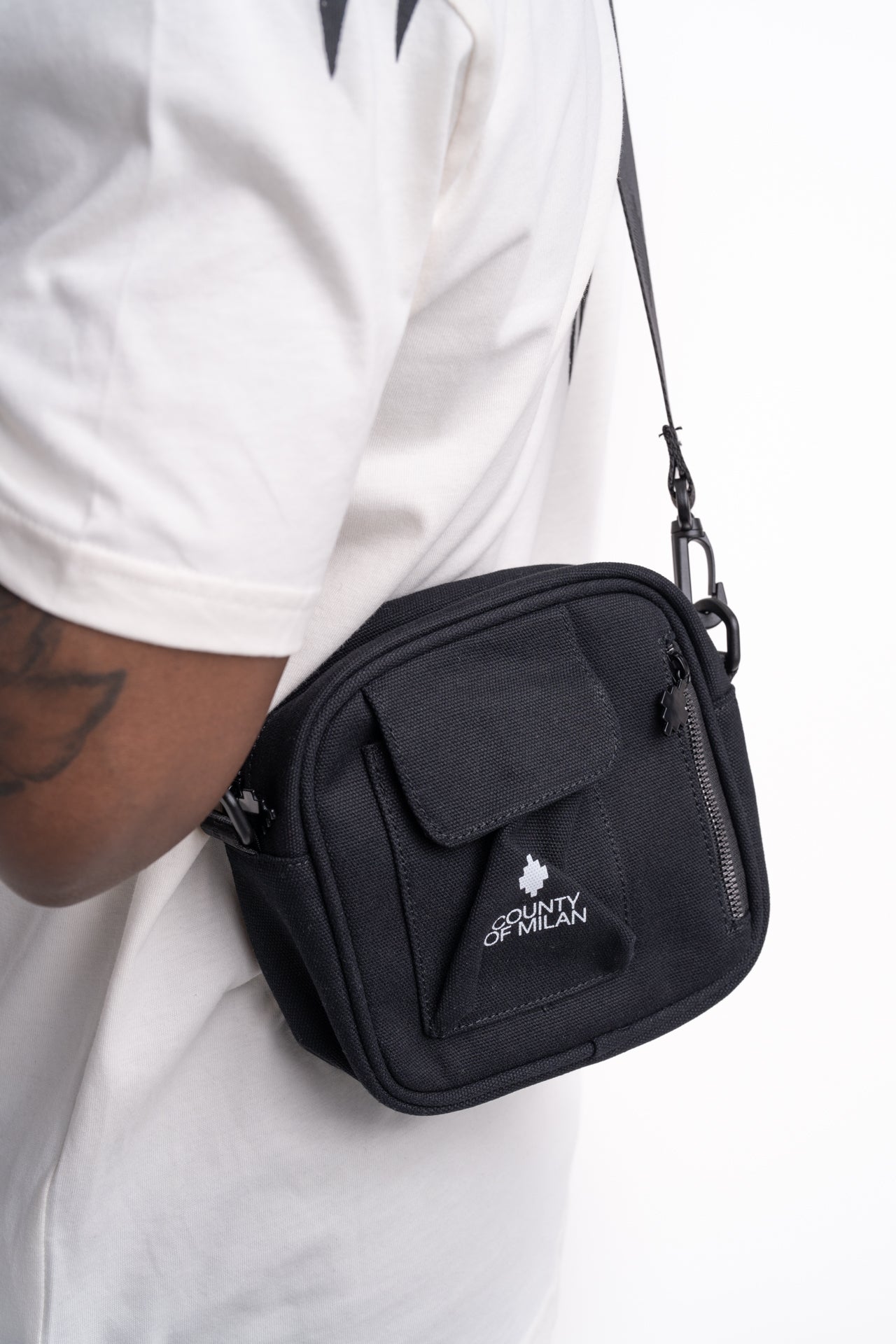 County of Milan Mini Shoulder Bag Black/White | COMAS260373
