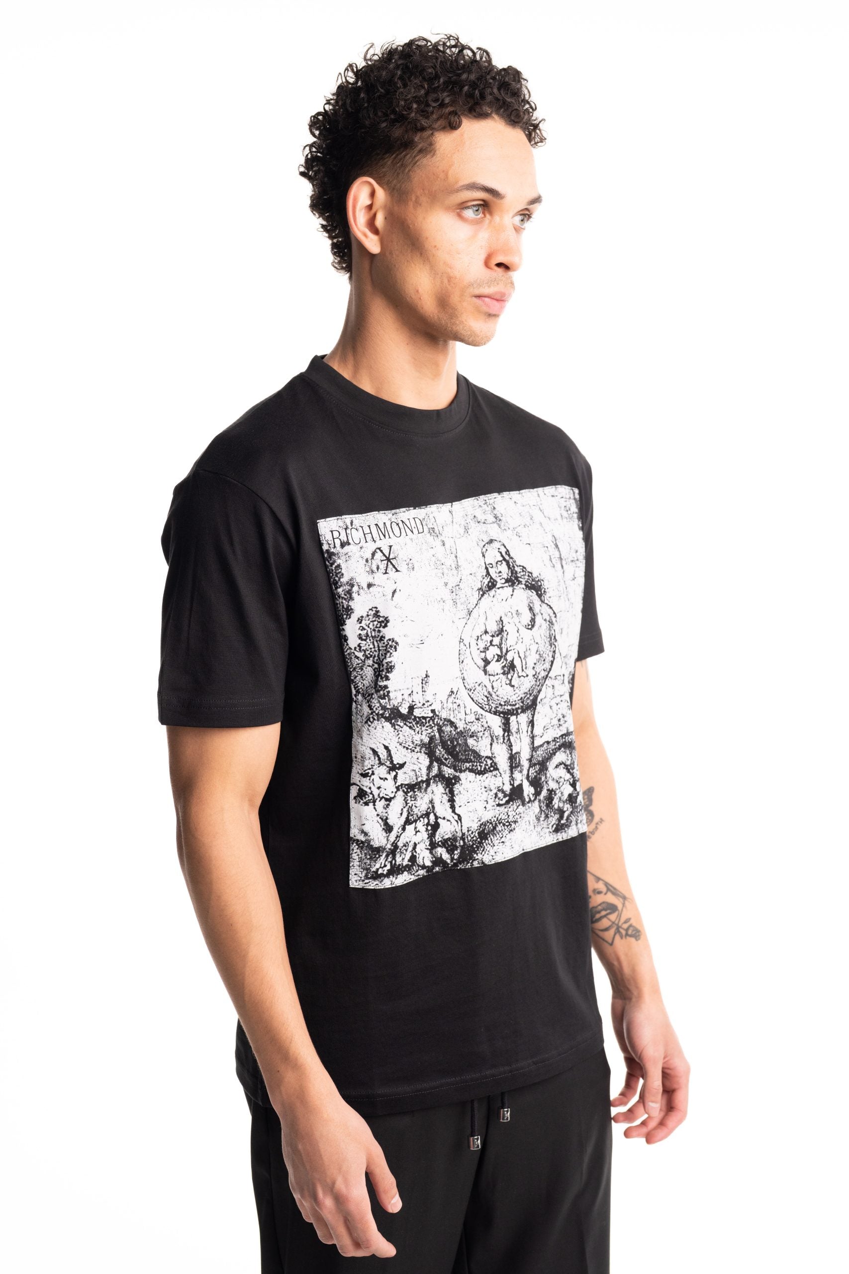 John Richmond Men's Over Tiyam T Shirt | UMA25192TSP8-Black