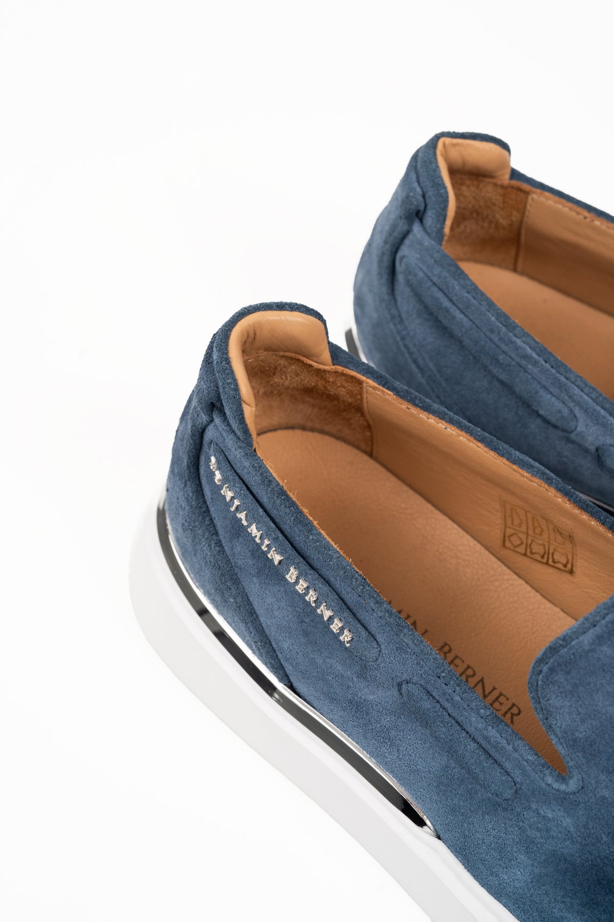 Benjamin Berner Men's Orion Indigo Blue Suede Tassel Loafer | BNJ553-52-230