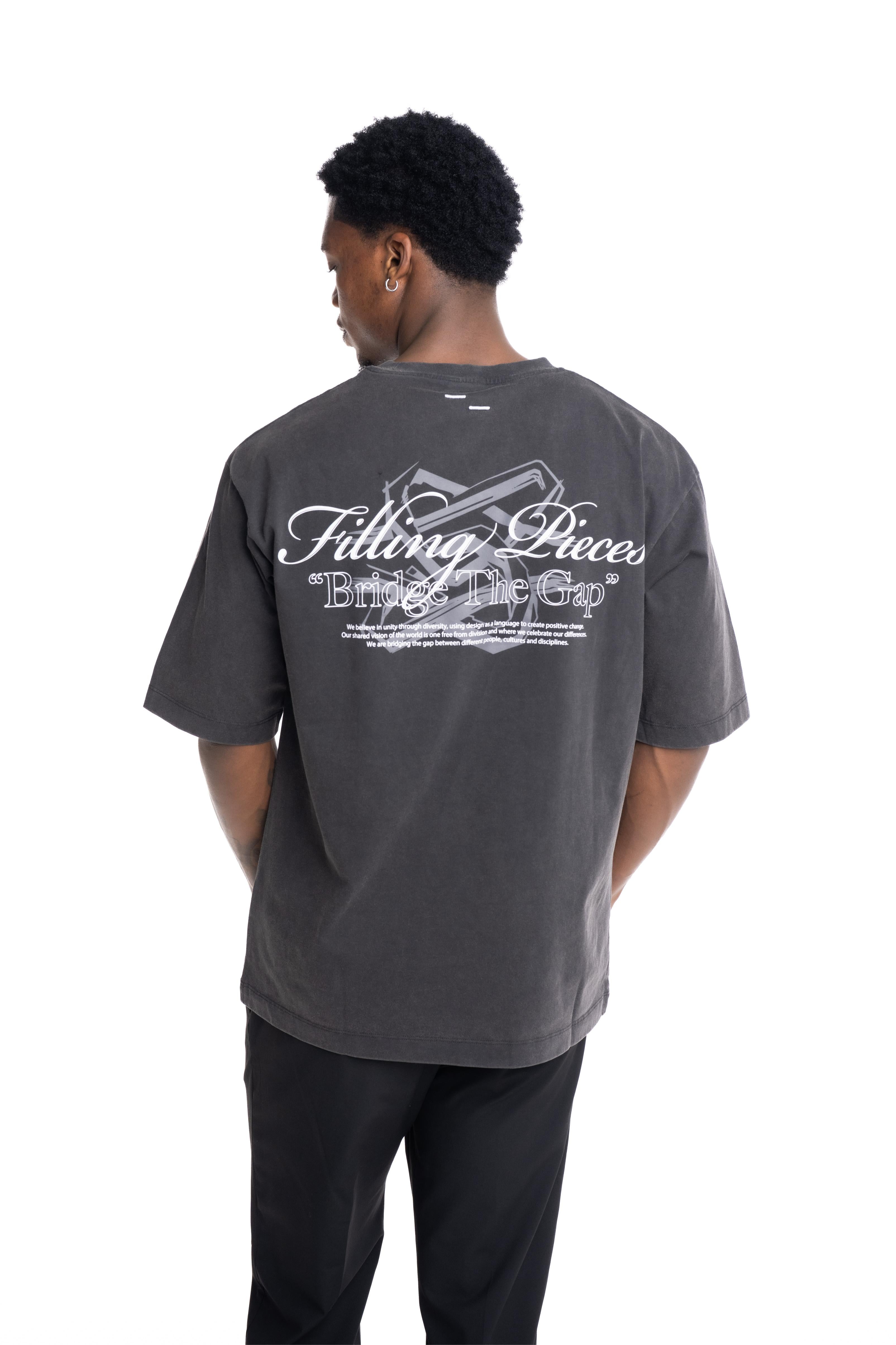 Filling Pieces Mens T Shirt Boxy Bridge The Gap Vintage Black | 422620501387-136
