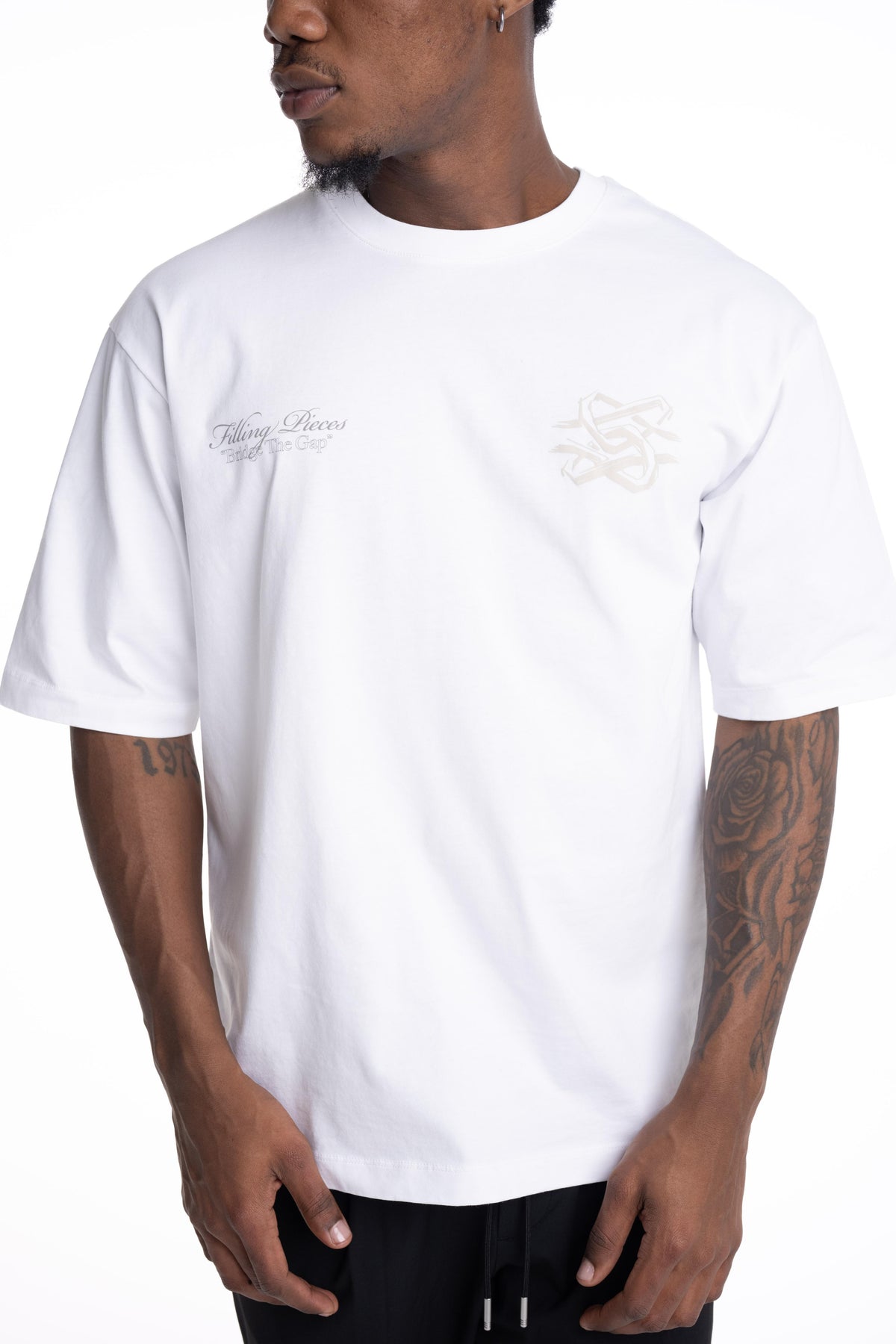 Filling Pieces Mens T Shirt Boxy Bridge The Gap White | 422620501387-110