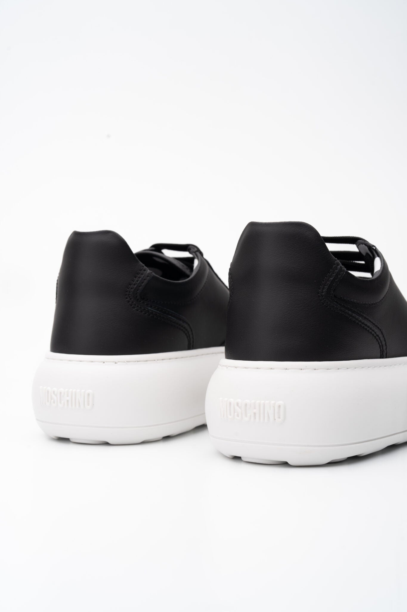 Moschino Men's Sneakers MB15115G0MGA0000