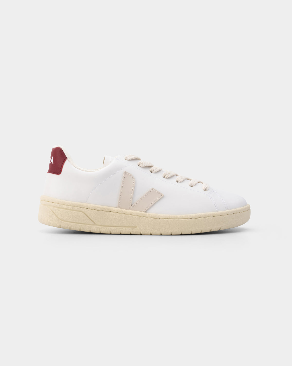 Veja Ladies Urca CWL Sneaker UC0703879A White Pierre Marsala