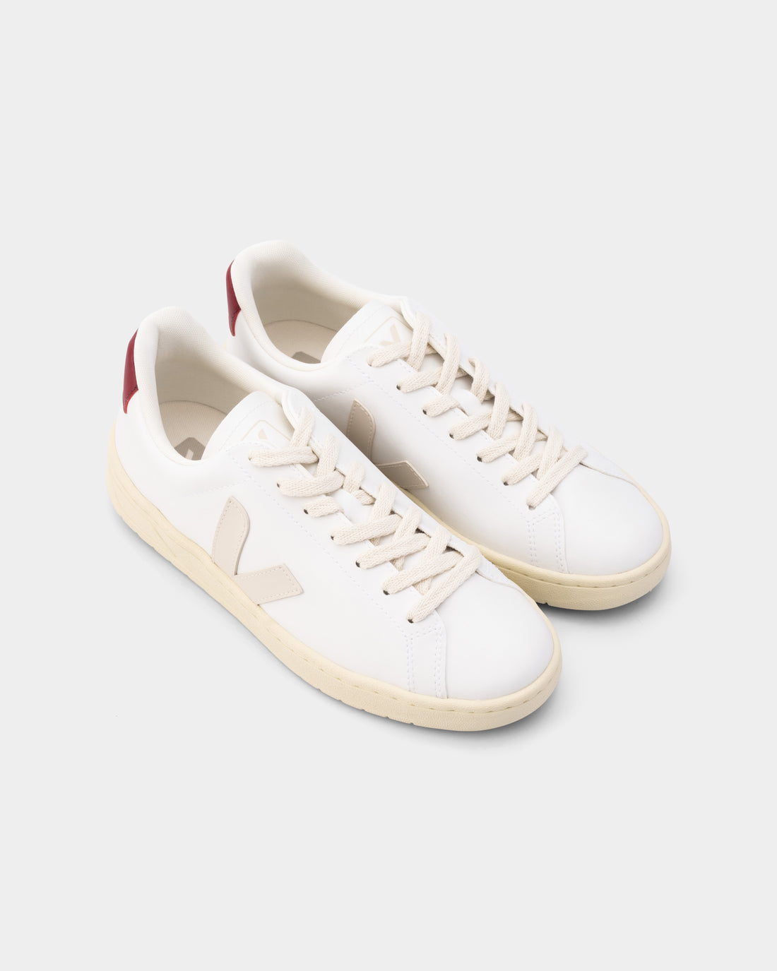 Veja Ladies Urca CWL Sneaker UC0703879A White Pierre Marsala