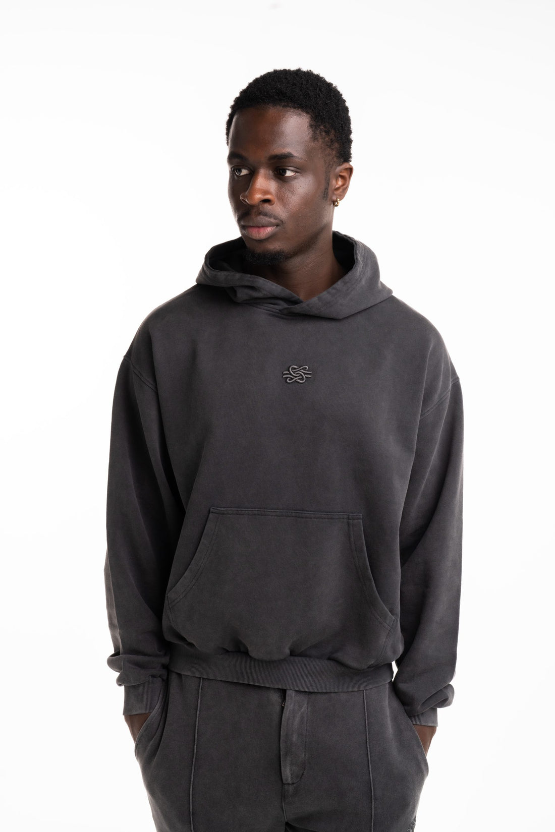 Filling Pieces Men's Embroidered Boxy Hoodie Vintage Black | 412632501284-136