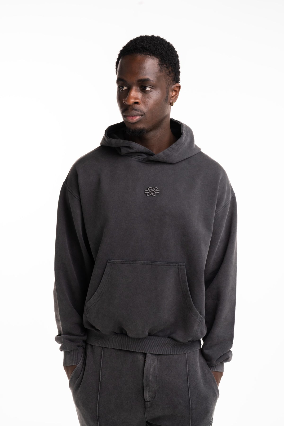 Filling Pieces Men's Embroidered Boxy Hoodie Vintage Black | 412632501284-136