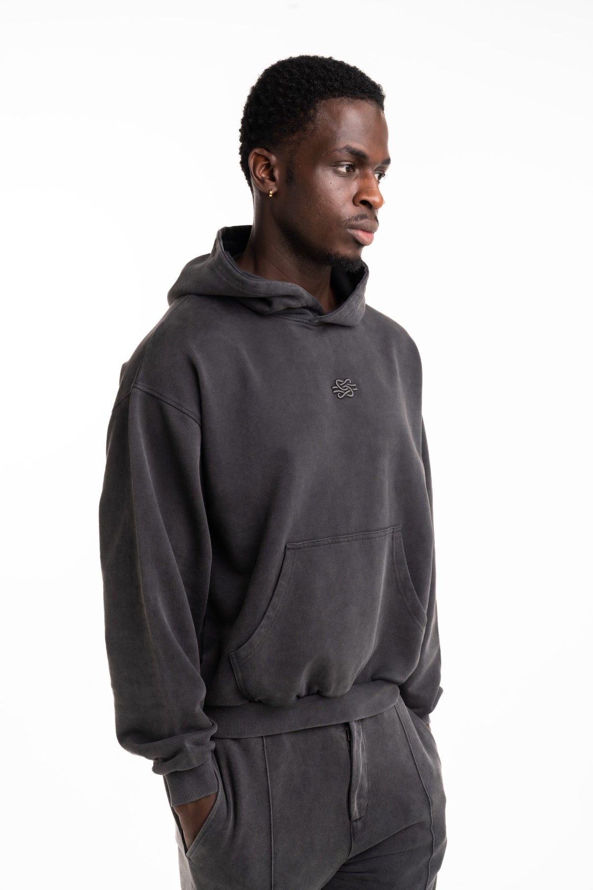 Filling Pieces Men's Embroidered Boxy Hoodie Vintage Black | 412632501284-136
