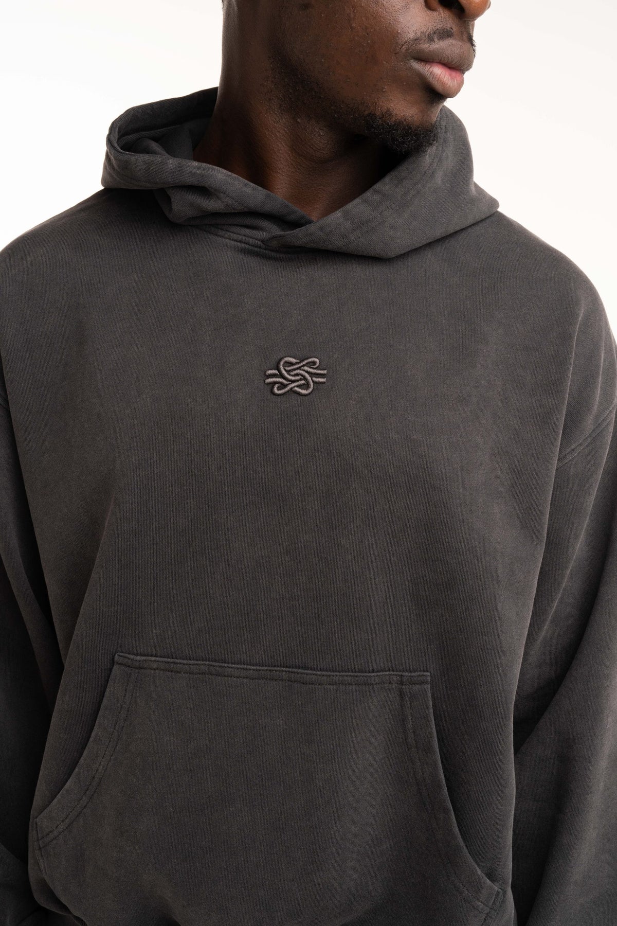 Filling Pieces Men's Embroidered Boxy Hoodie Vintage Black | 412632501284-136