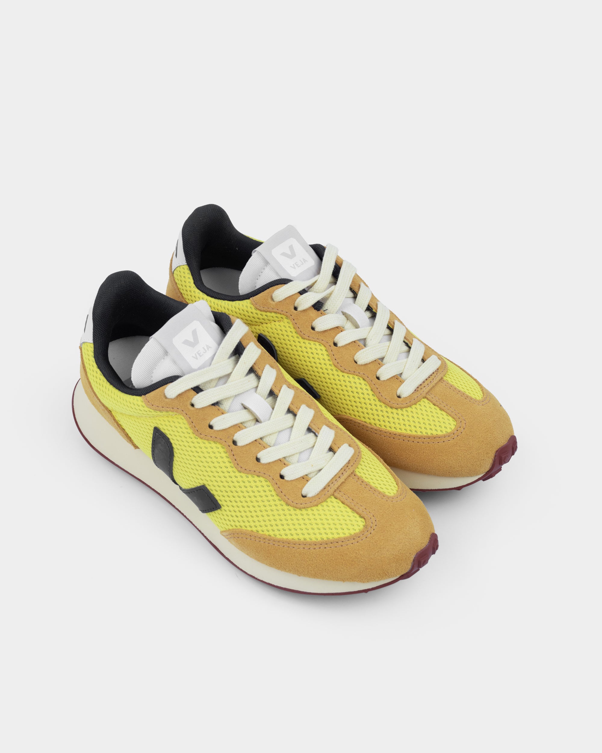 Veja Ladies Rio Branco II Alveomesh Sneaker | RO1803873A-Tonic Black