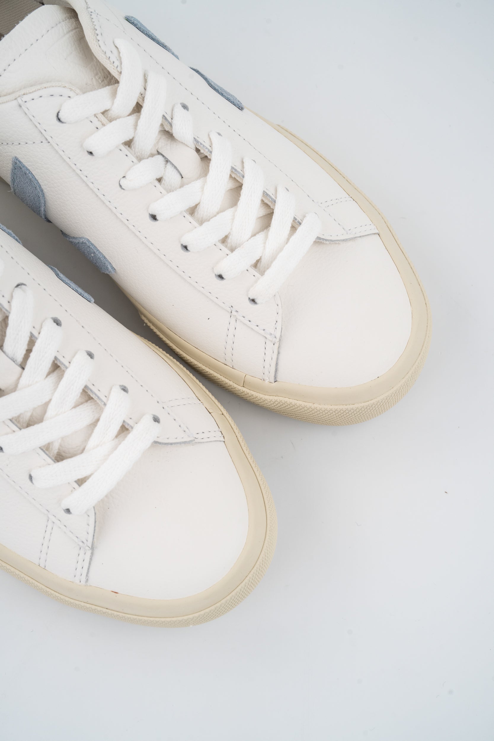 Veja Ladies Campo Leather Sneaker | CP0520784A-White Steel