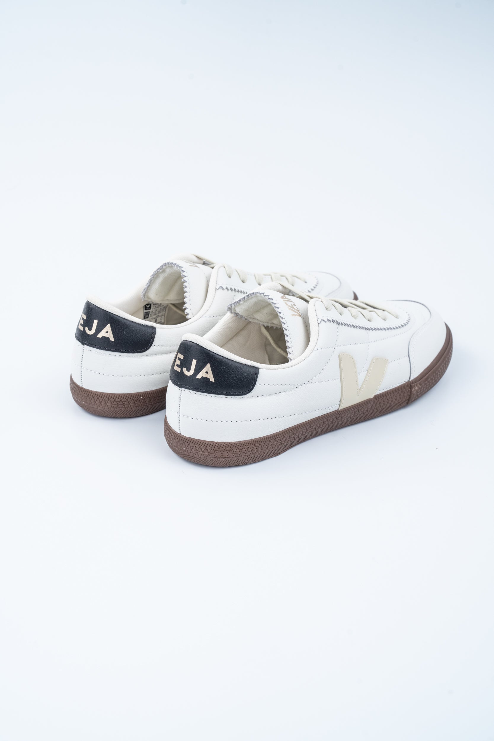 Veja Ladies Paneka O.T Sneaker | FU2020896A-White Black Bark