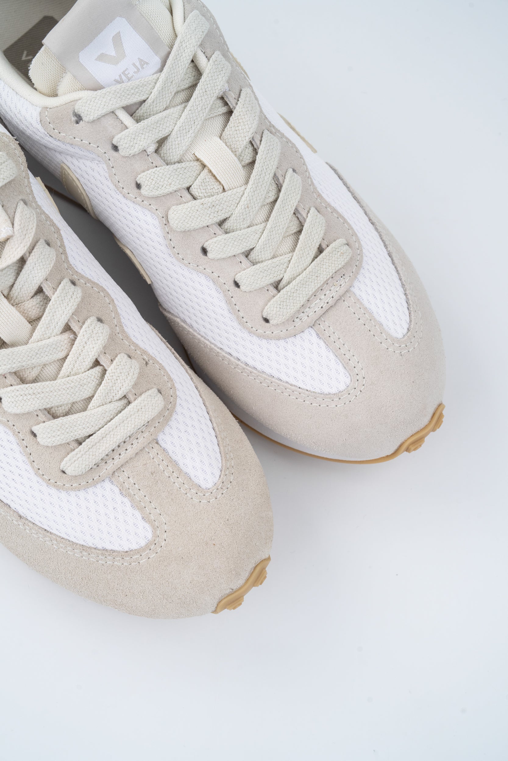 Veja Ladies Rio Branco II Alveomesh Sneaker| RO1803867A-White Pierre