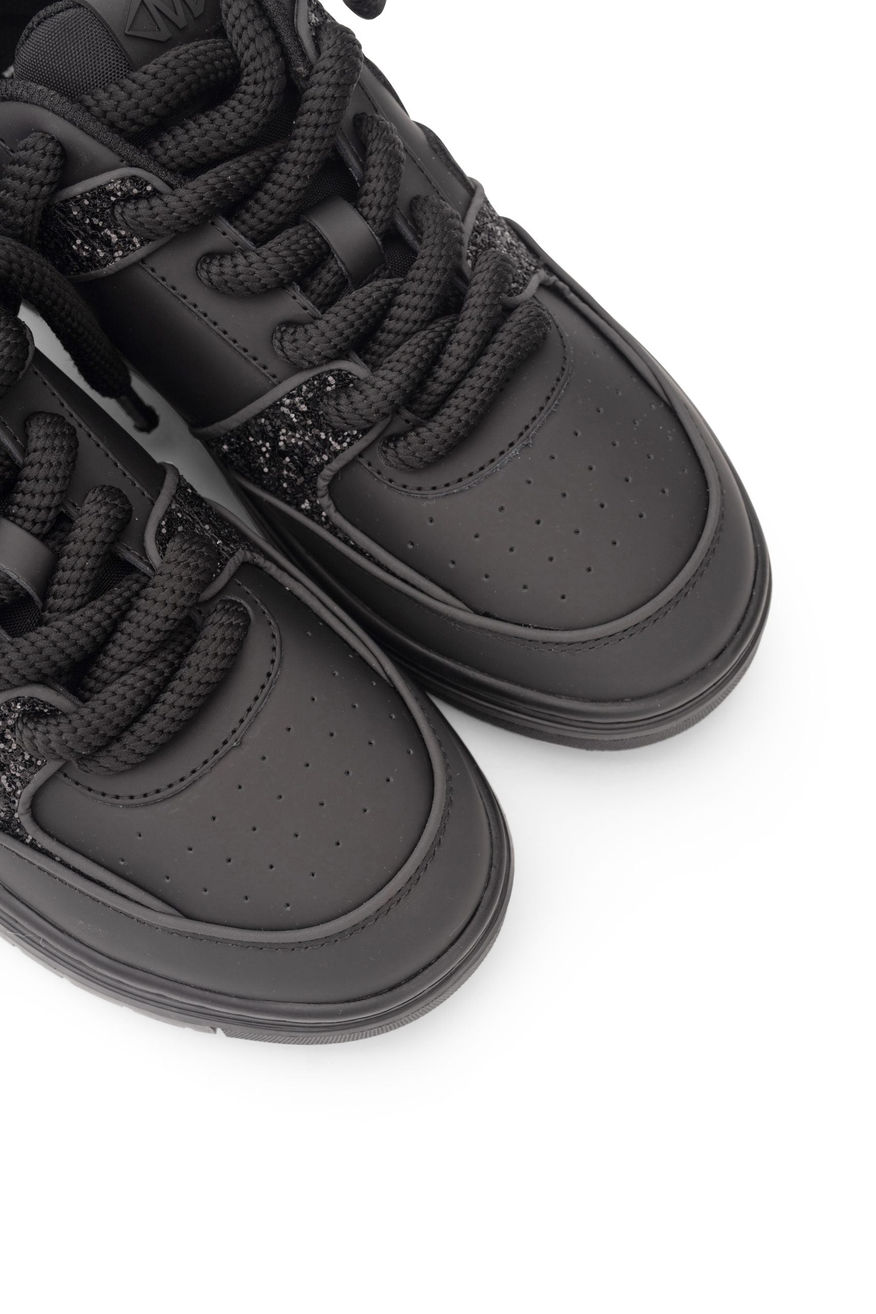 Mallet Men's Clayton Black Spark Sneaker | TE9023BLK-SPK
