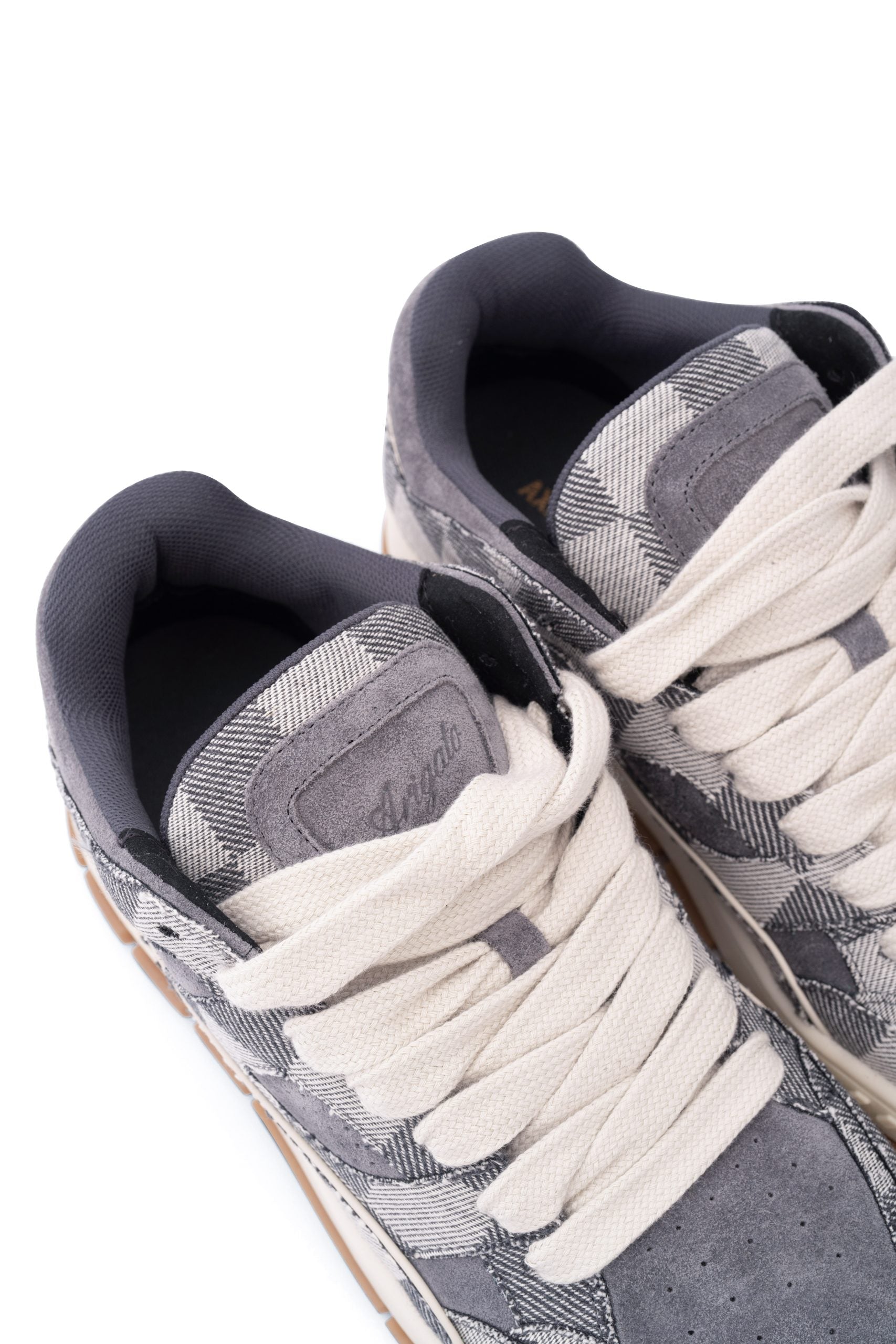 Axel Arigato Men's Area Lo Sneaker | F3589002-Black/Off White