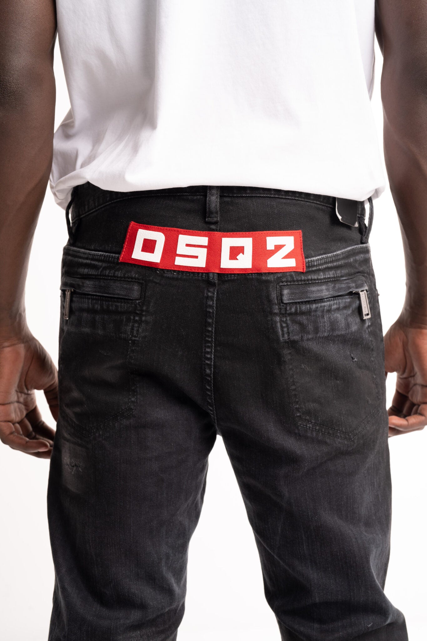Dsquared2 Men's Pants 5 Pockets S74LB1429 S39781 900
