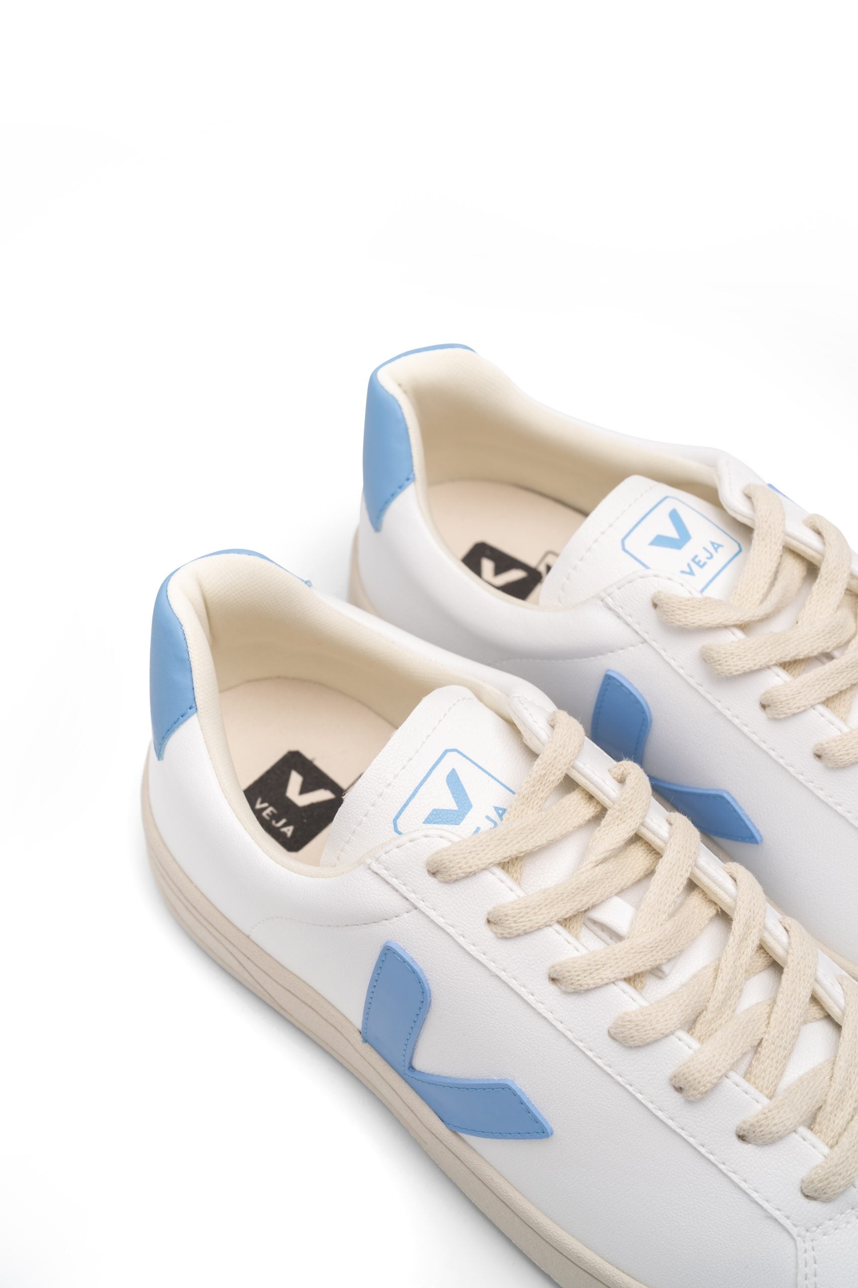 Veja Ladies Ucra CWL Sneaker UC0703506A White Aqua