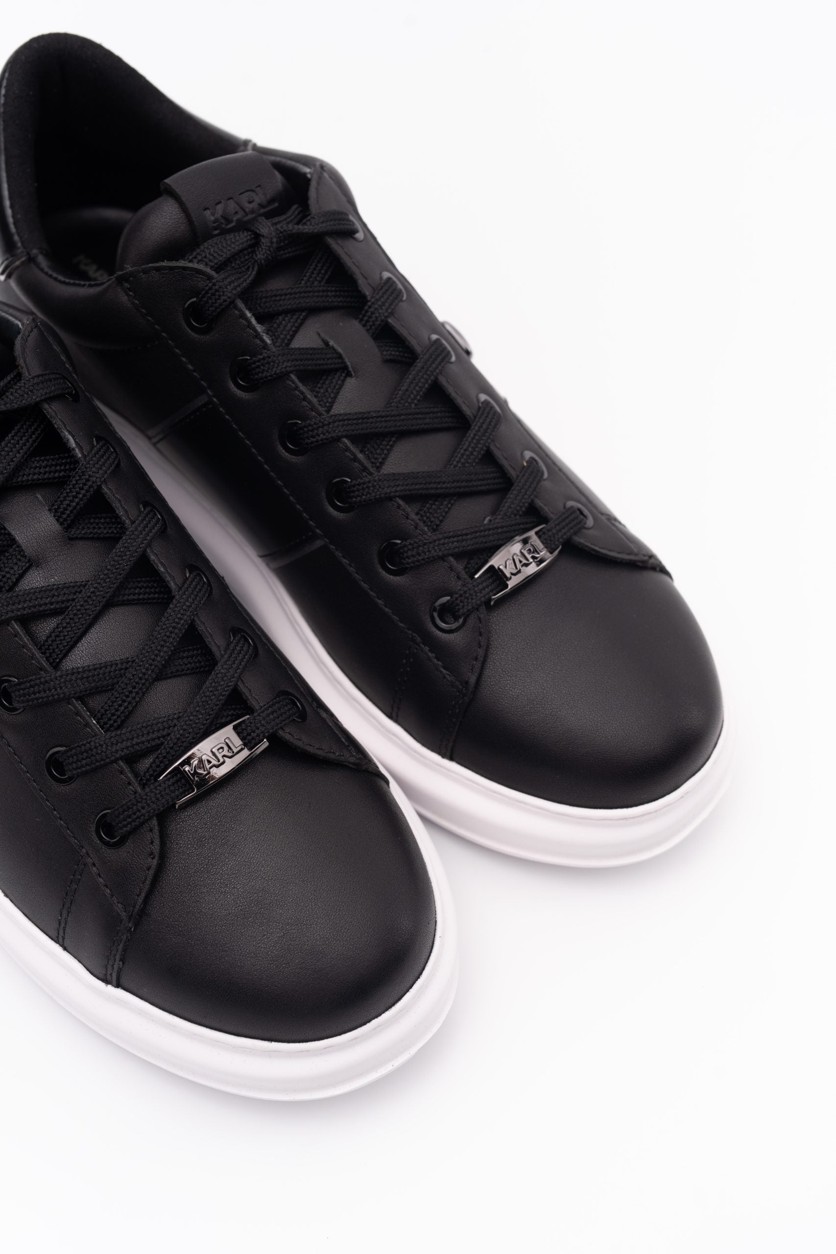 Karl Lagerfeld Men's Kapri Ikonik Pin Lo Lace Black Lthr | KL52534A-000