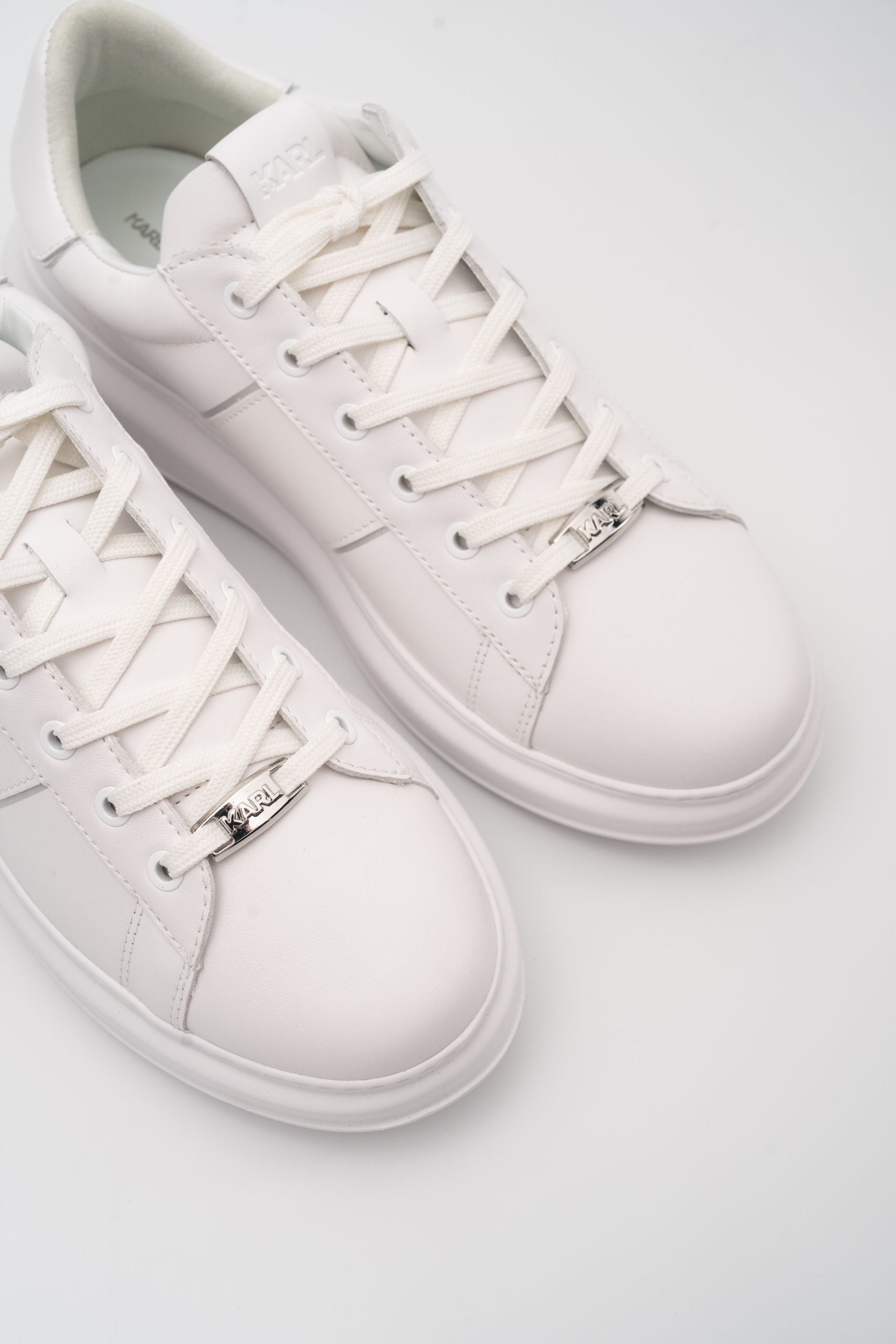 Karl Lagerfeld Men's Kapri Ikonik Pin Lo Lace White Lthr/Mono | KL52534A-01W