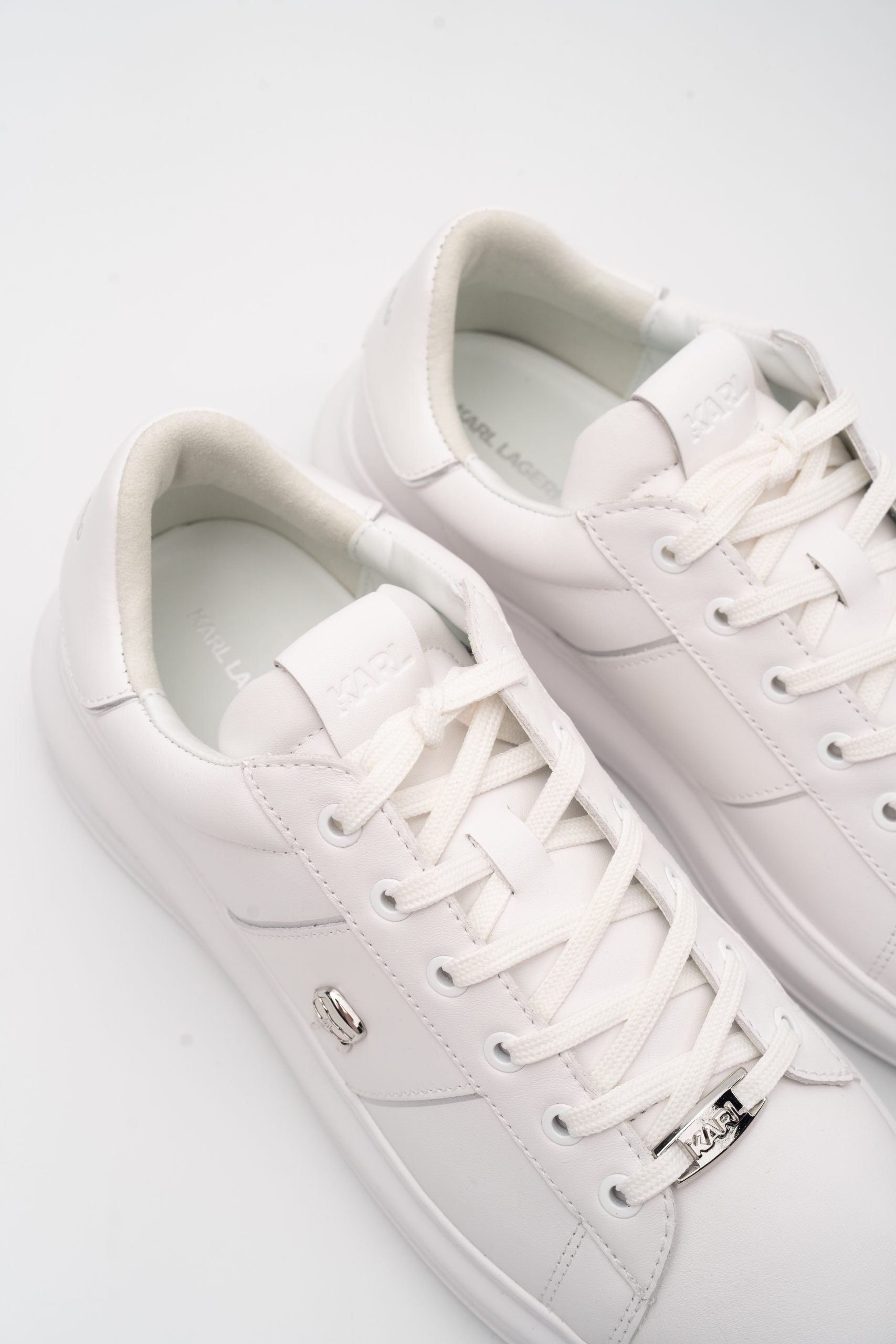 Karl Lagerfeld Men's Kapri Ikonik Pin Lo Lace White Lthr/Mono | KL52534A-01W