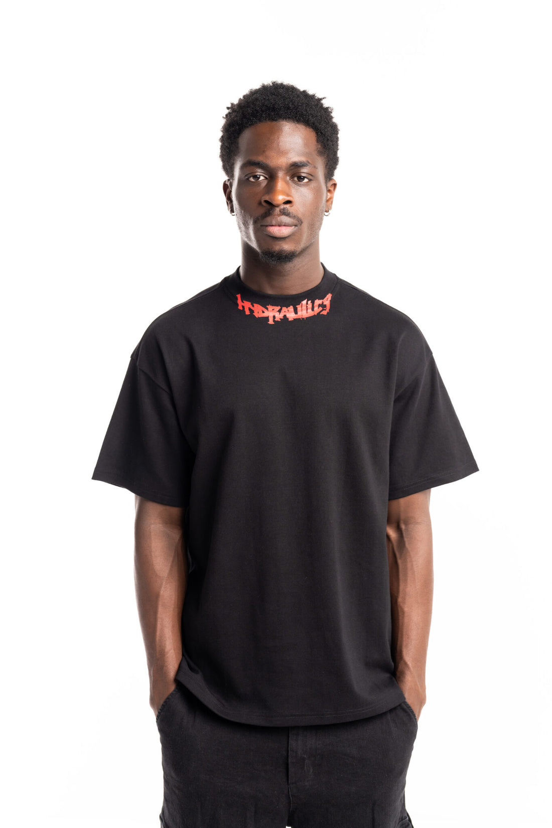 Hydraulics oversized red gothic neck tee black AW25OSFIT GOT Black