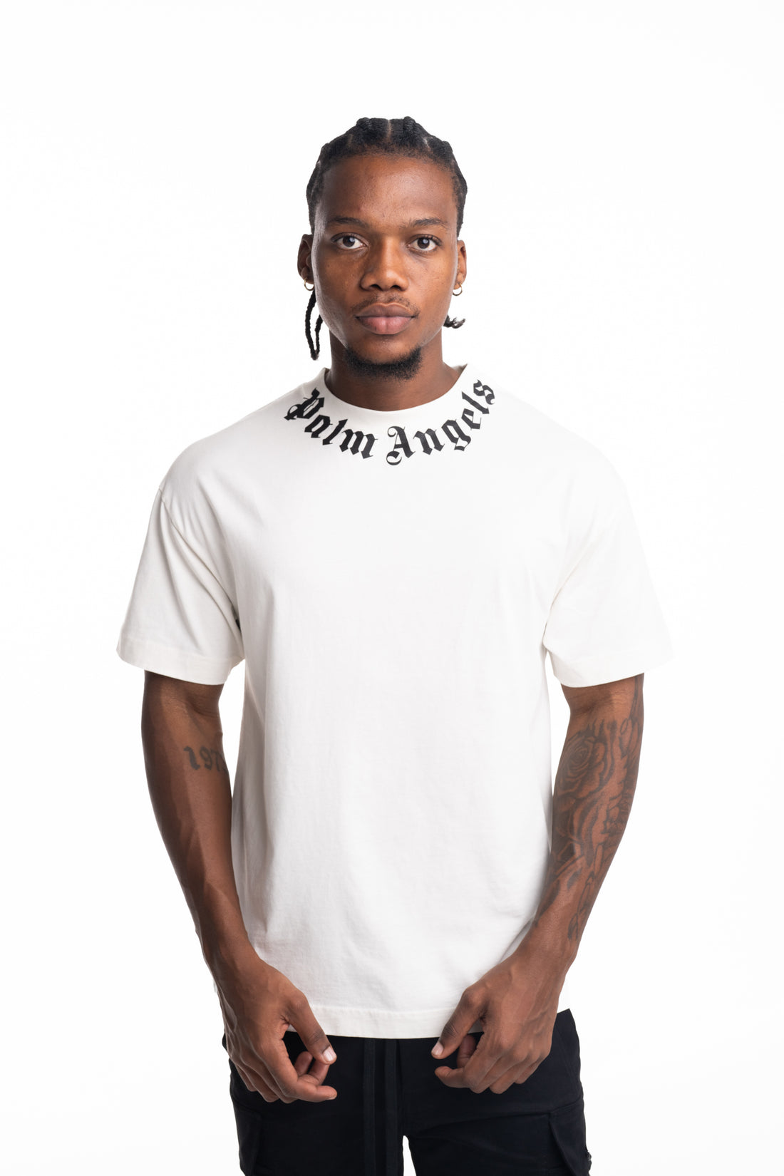 (Core) Palm Angels Men's Neck Logo Regular Tee | PMAA109S26JER008-0310