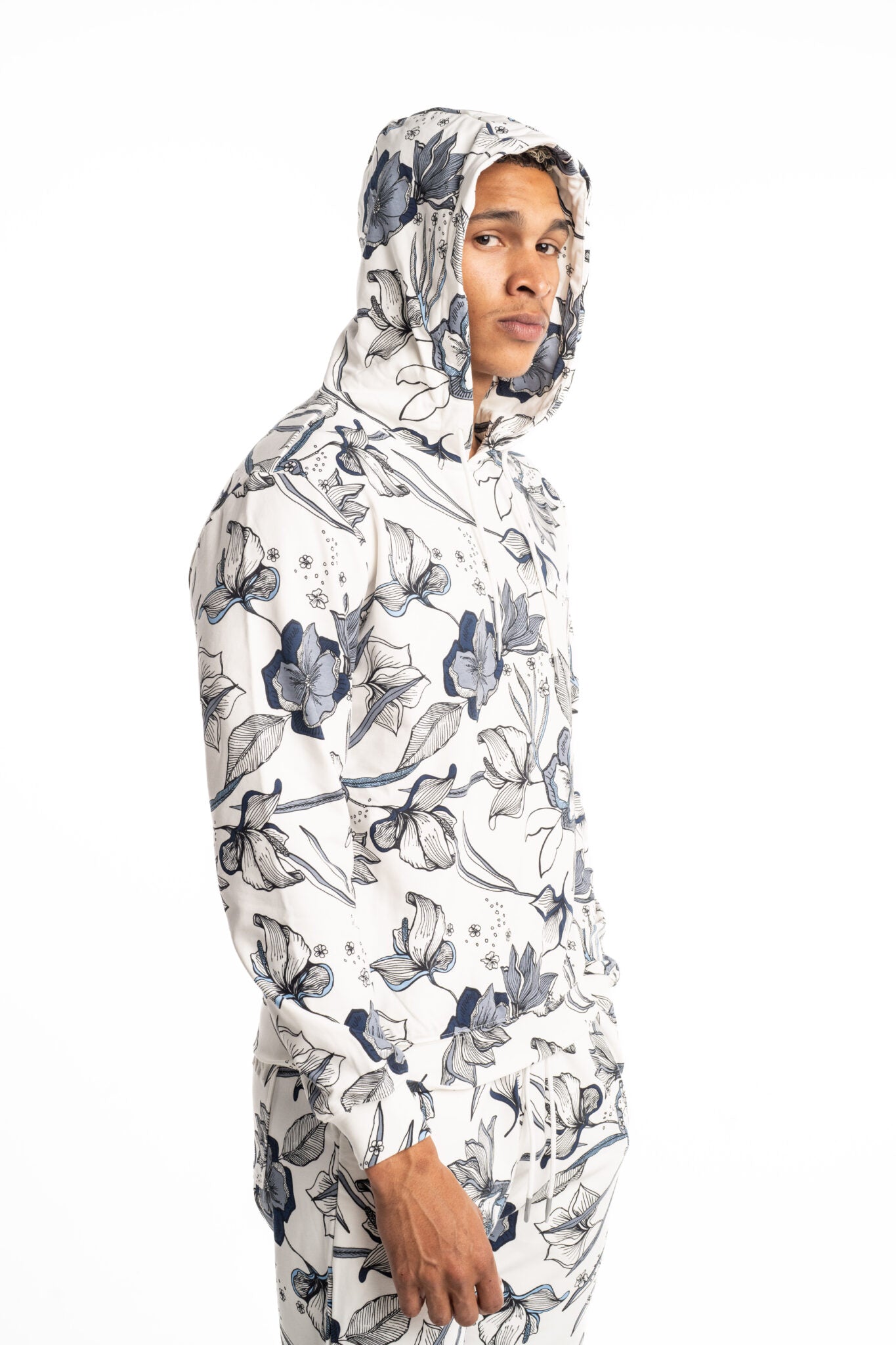 AM Hoodie Regular Fit MMFL01000-FA180062-1011