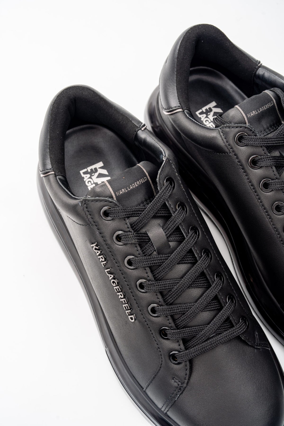 (Core) Karl Lagerfeld Man Sneaker Kapri Kushion Lo Lace Black Mono KL52625 00X