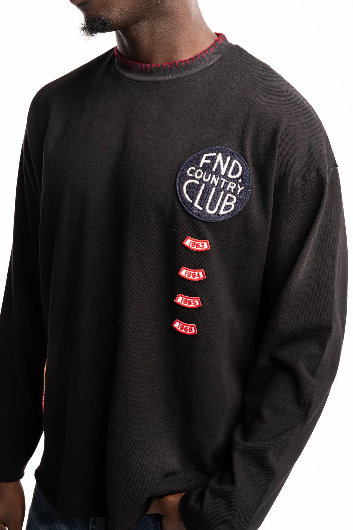 Found Men's Embroidered Patches LS Tee Washed Black | FOSS26TT21012-0392
