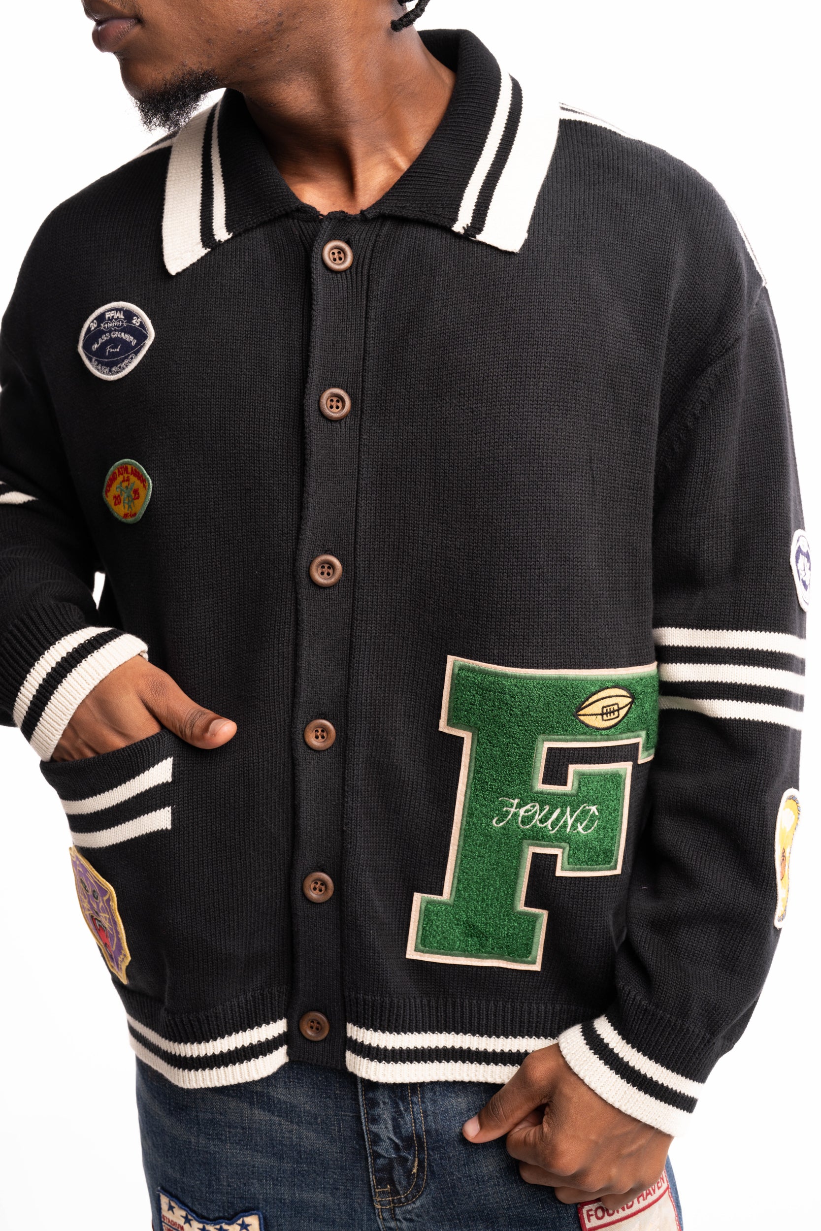 Found Men's Varsity Patch Collard Cardigan Vintage Black | FOSS26CA01012-0027