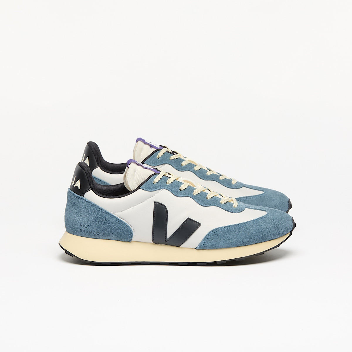 Veja Ladies Rio Branco II Nolyn Sneaker RO3420854A Natural Black California