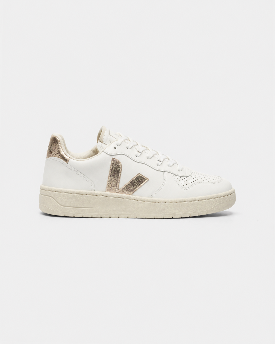 Veja Ladies V-10 Leather Sneaker VI0220737A Extra White Platine