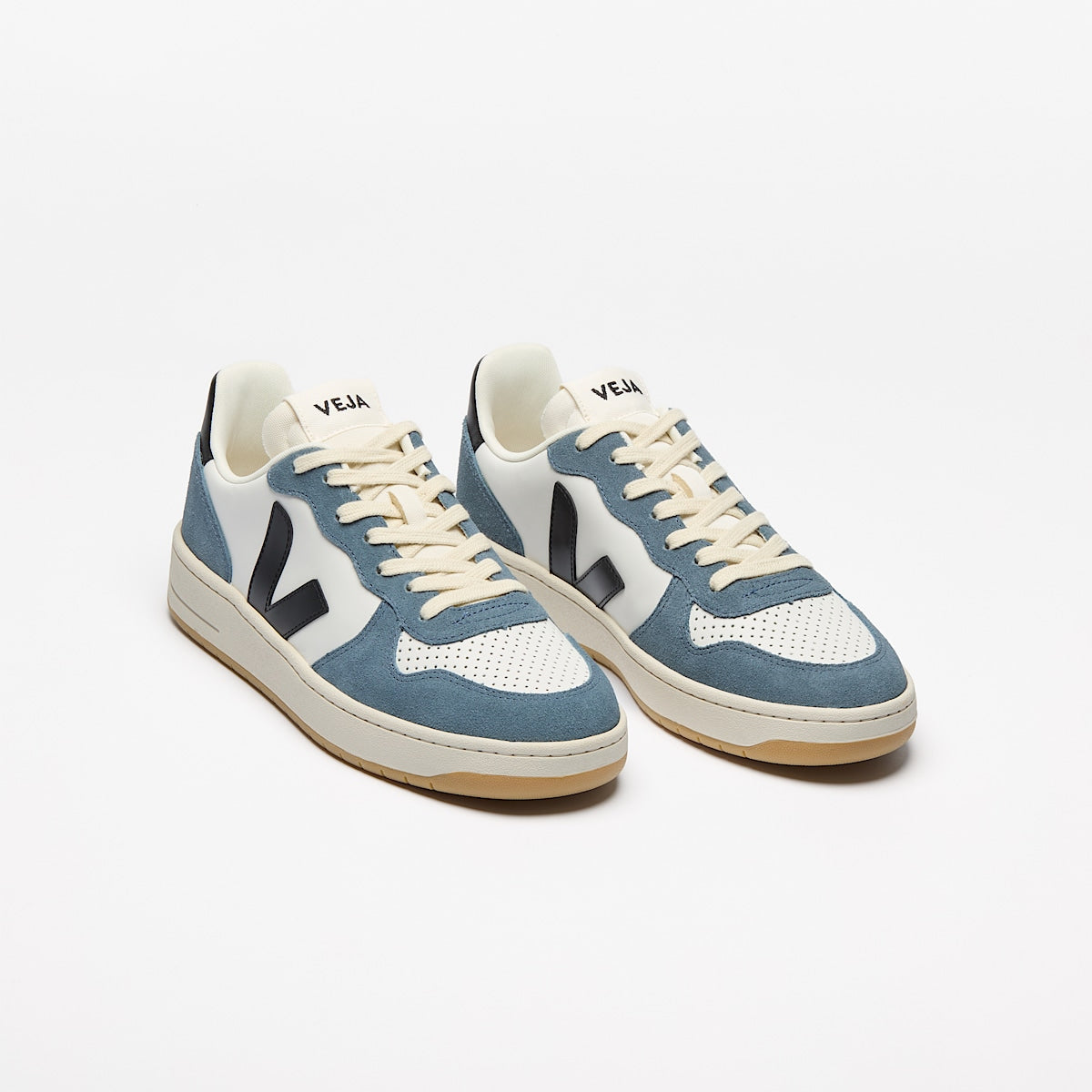 Veja Ladies V-10 Leather Sneaker VI0220863A White Black California